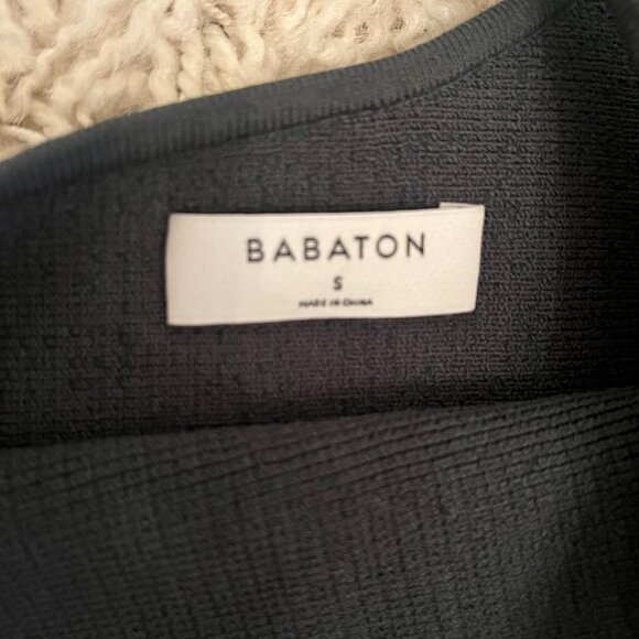 Aritizia Babaton Sculpt Knit One-Shoulder Cropped Tank - Picture 3 of 3